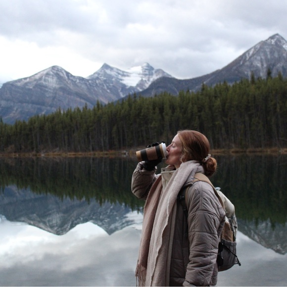 Meet your Posher, Anna - Picture 1 of 1